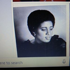 Meet your Posher, Y o l a n d a